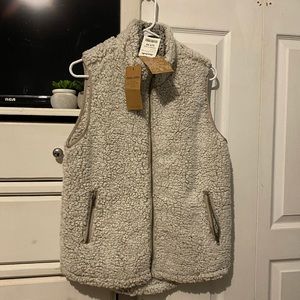 NWT sherpa vest